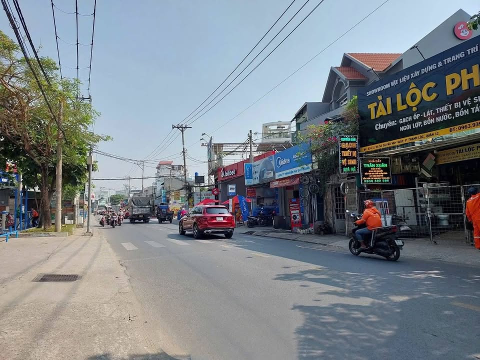 Nhà mặt tiền đường Hà Huy Giáp, Quận 12, 256m² giá 27.5 tỷ - Cơ hội đầu tư tuyệt vời!