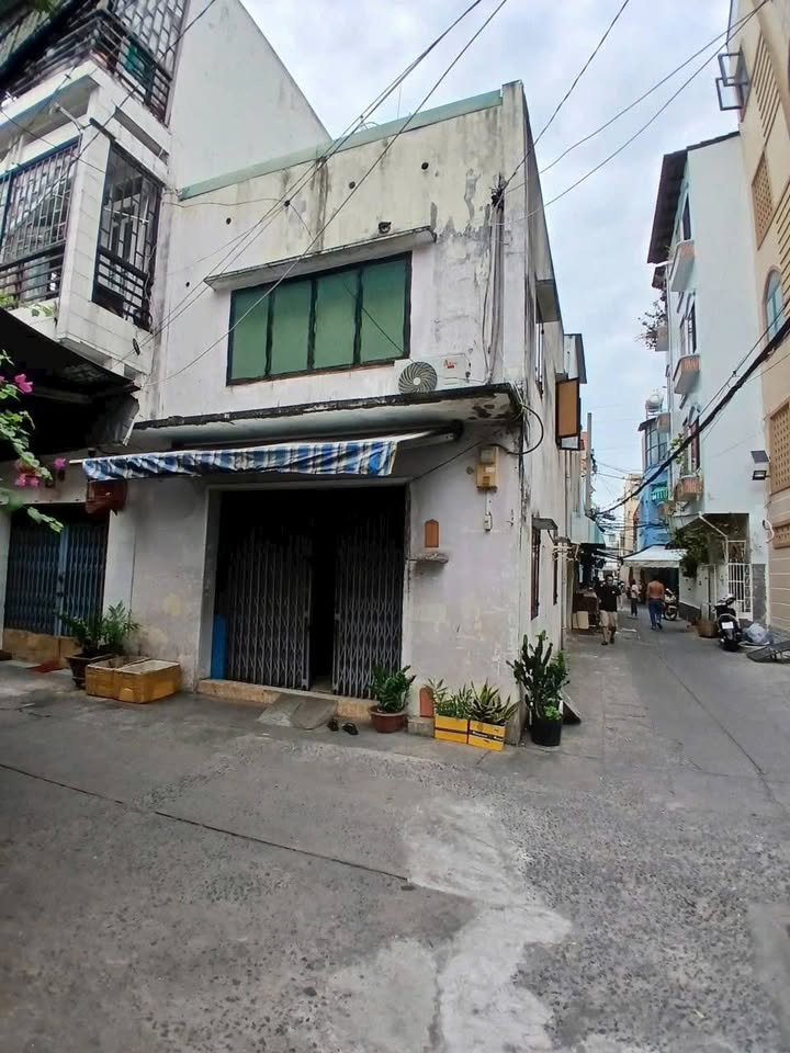 Nhà góc 2 tầng, hẻm xe hơi Âu Cơ, 51m² giá 6.99 tỷ - Sổ hồng riêng, pháp lý rõ ràng!