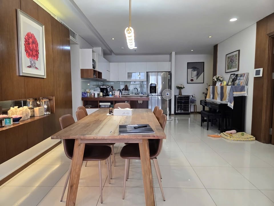 Căn hộ Thảo Điền Pearl 132m² giá 14 tỷ - View thoáng mát, sẵn sàng vào ở!