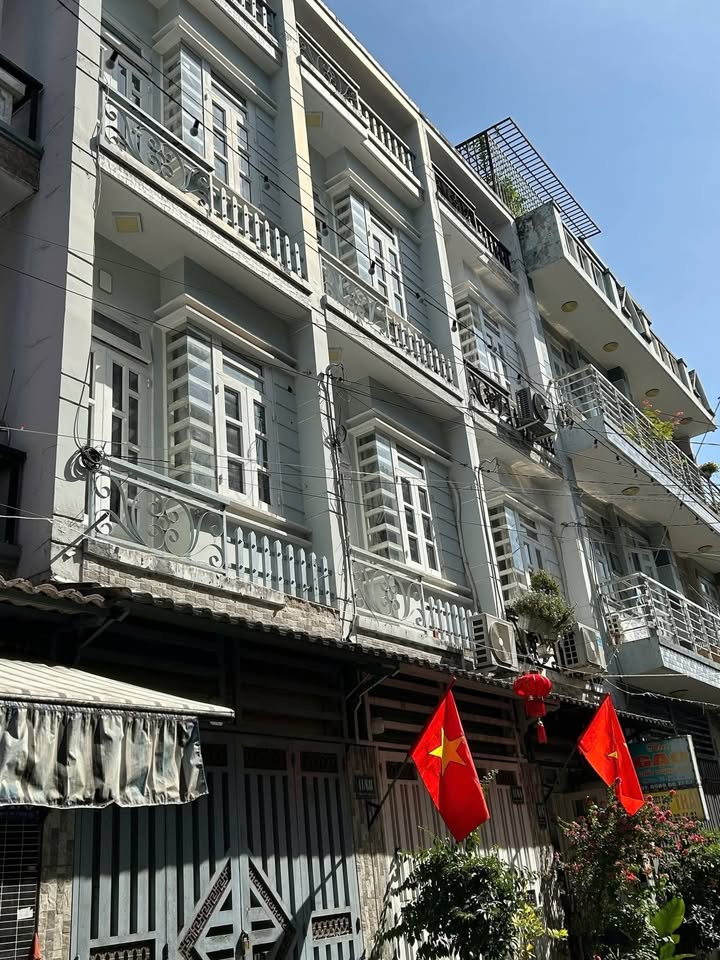 Nhà đẹp tại Thới An, Quận 12, 31m² giá chỉ 2.35 tỷ - Bớt lộc khi giao dịch!