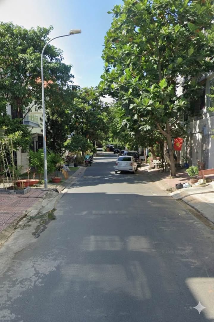 Townhouse An Phú - Thành phố Thủ Đức 200m² giá 55 tỷ - Sổ hồng riêng, hoàn công đầy đủ!