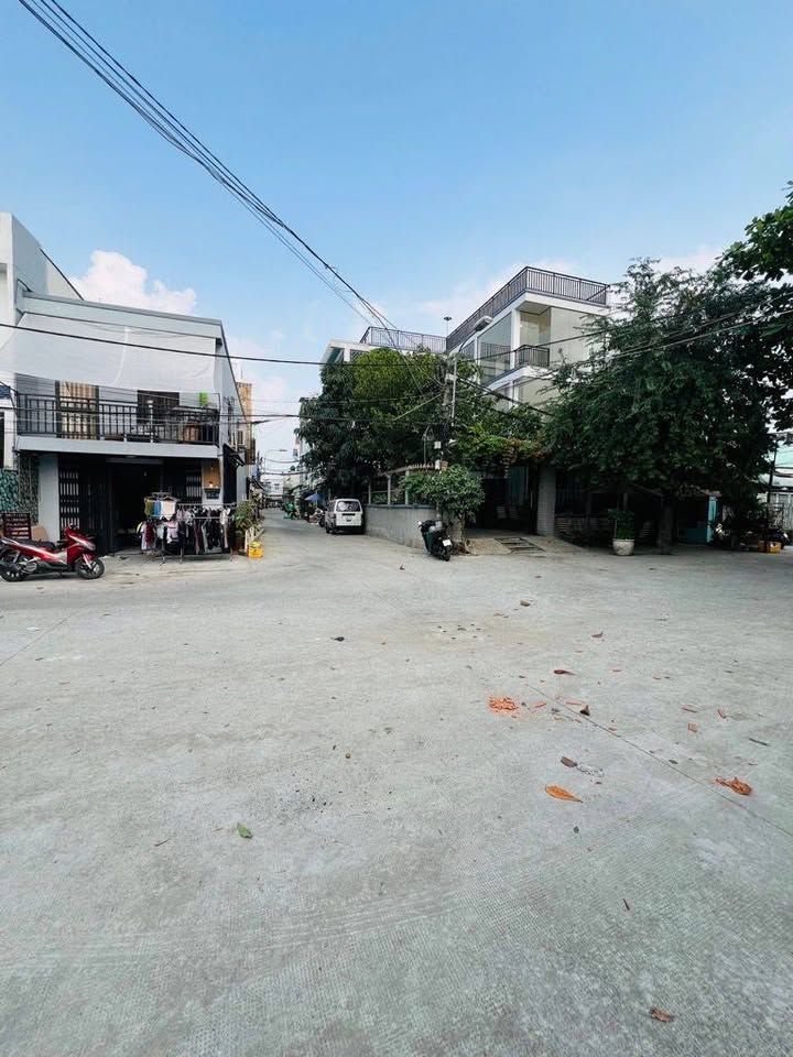 Bán nhà căn góc hẻm 15m Phú Định Quận 8 giá nhỉnh 5.6 tỷ - Sẵn sàng vào ở ngay!