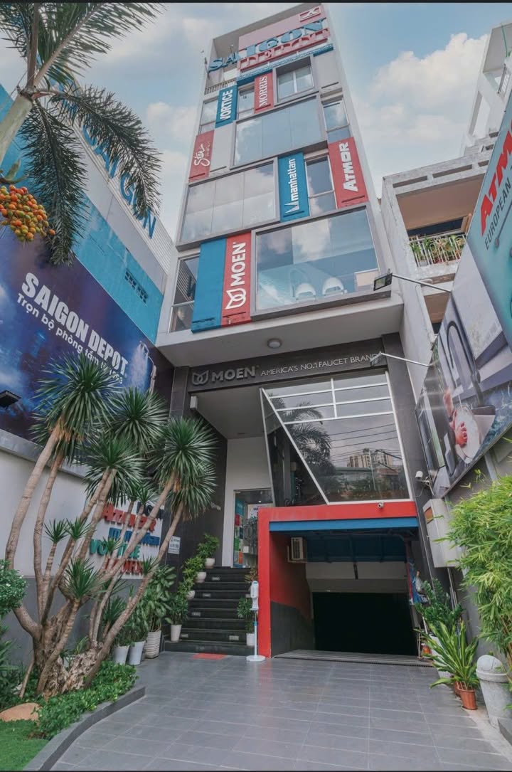 Bán nhà FrontHouse 186 - 186A Cách Mạng Tháng Tám, Quận 3, 101.8m² - Đầu tư sinh lời ngay!