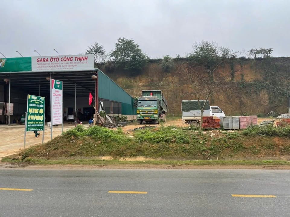 Nhà mặt tiền Quốc lộ 32, Mỹ Thuận, 300m² giá chỉ 2 tỷ - Đầu tư sinh lời!