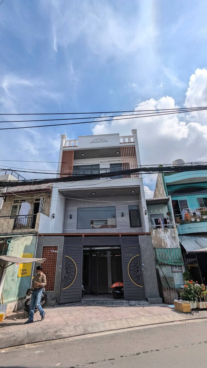 FrontHouse 46A Lương Thế Vinh 97m² giá thỏa thuận - Cổ máy hái ra tiền!