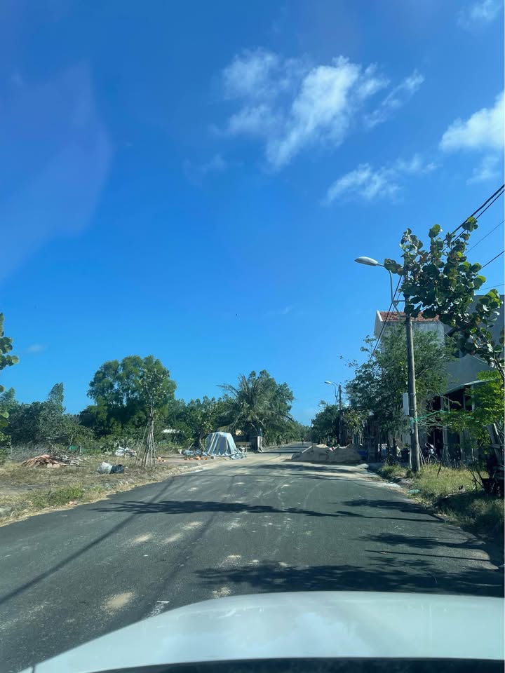 Đất nền 200m² đường 16m, Quận Bình Tân, giá chỉ 2.05 tỷ - Cơ hội đầu tư tuyệt vời!