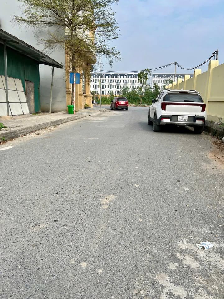 Lô góc 2 mặt tiền Nguyễn Du Thường Tín 85m² giá 15.81 tỷ - Kinh doanh đỉnh cao!