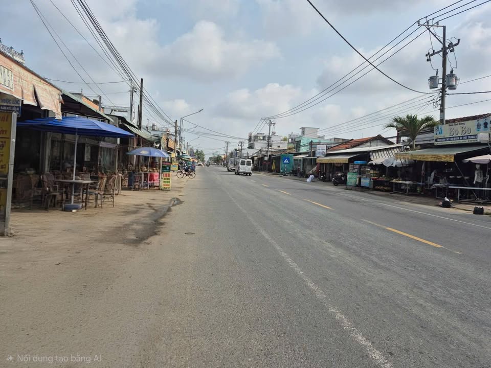 Nhà mặt tiền Quốc lộ 50, Huyện Cần Đước, Diện tích 198m² - Cơ hội đầu tư hấp dẫn!