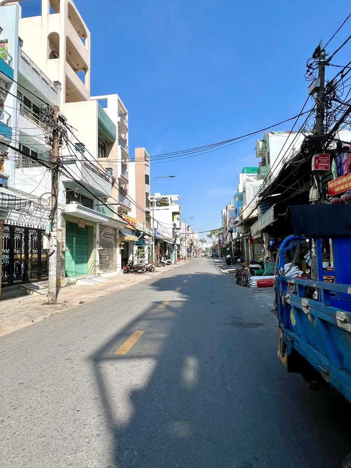 Mặt tiền FrontHouse Mai Xuân Thưởng, Quận 6, 73m² giá 15.5 tỷ - Đầu tư sinh lời!