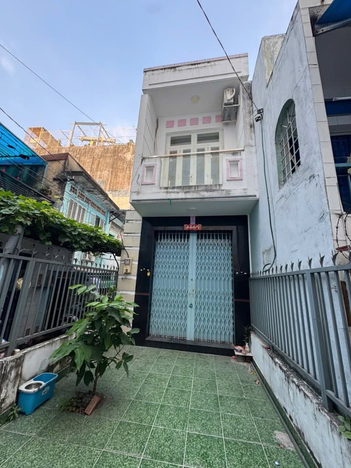 Nhà phố Quận 6 - Nguyễn Văn Luông - 55m² giá 5.3 tỷ - Sổ hồng riêng ngay lập tức!