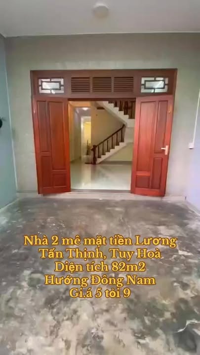 Nhà mặt tiền Lương Tấn Thịnh, Tuy Hòa 82m² giá 5.9 tỷ - Tiện ích đa dạng xung quanh!