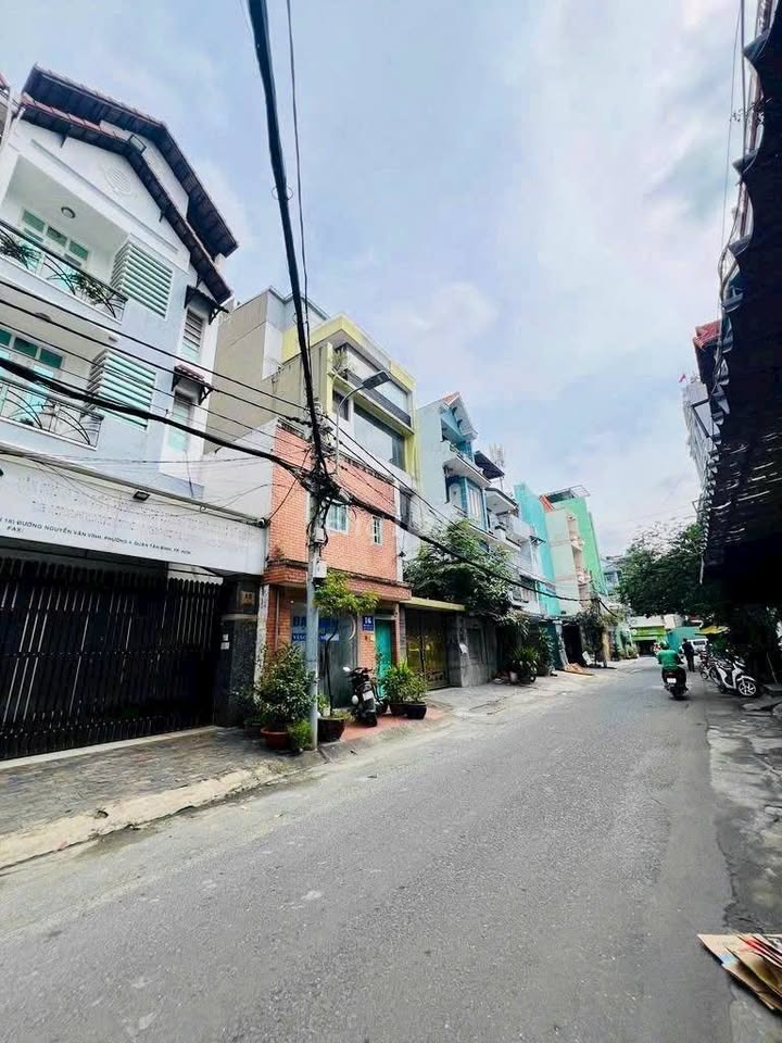Tòa Nhà FrontHouse Nguyễn Văn Vĩnh, Quận Tân Bình, 200m² giá 45 tỷ - Sẵn sàng vào ở ngay!