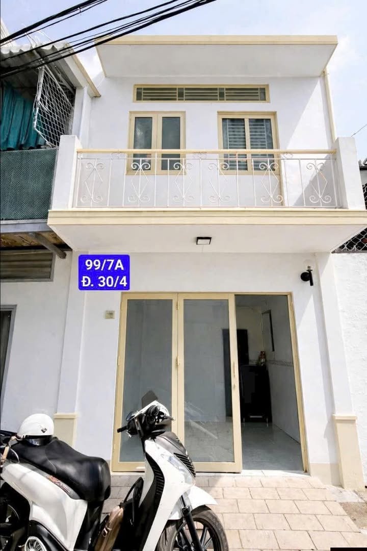 Nhà phố trung tâm Ninh Kiều 14.2m² giá 1.12 tỷ - Bao sửa mới đẹp!