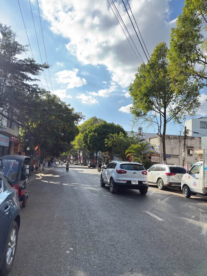 Đất mặt tiền Y Ngông Ecopark 150m² giá 13.5 tỷ - Cơ hội đầu tư hấp dẫn!