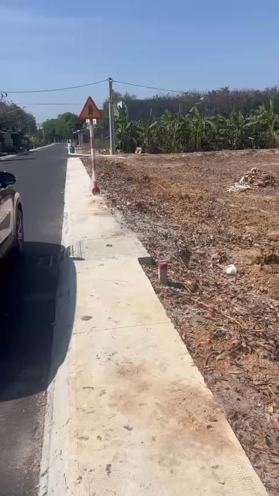 Đất nền 110m² Chánh Phú Hòa, Bến Cát chỉ 1.1 tỷ - Sổ hồng chính chủ!