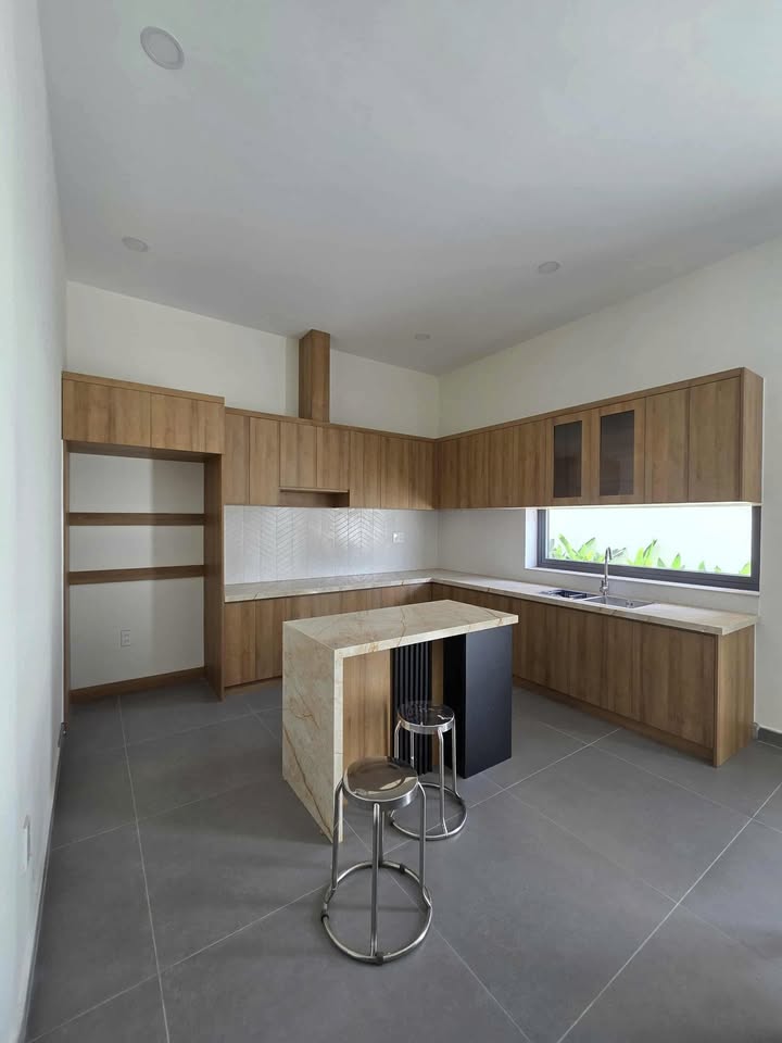 Nhà phố Tân Hiệp – Huyện Hóc Môn 70m² giá 2.2 tỷ - Cơ hội đầu tư tuyệt vời!