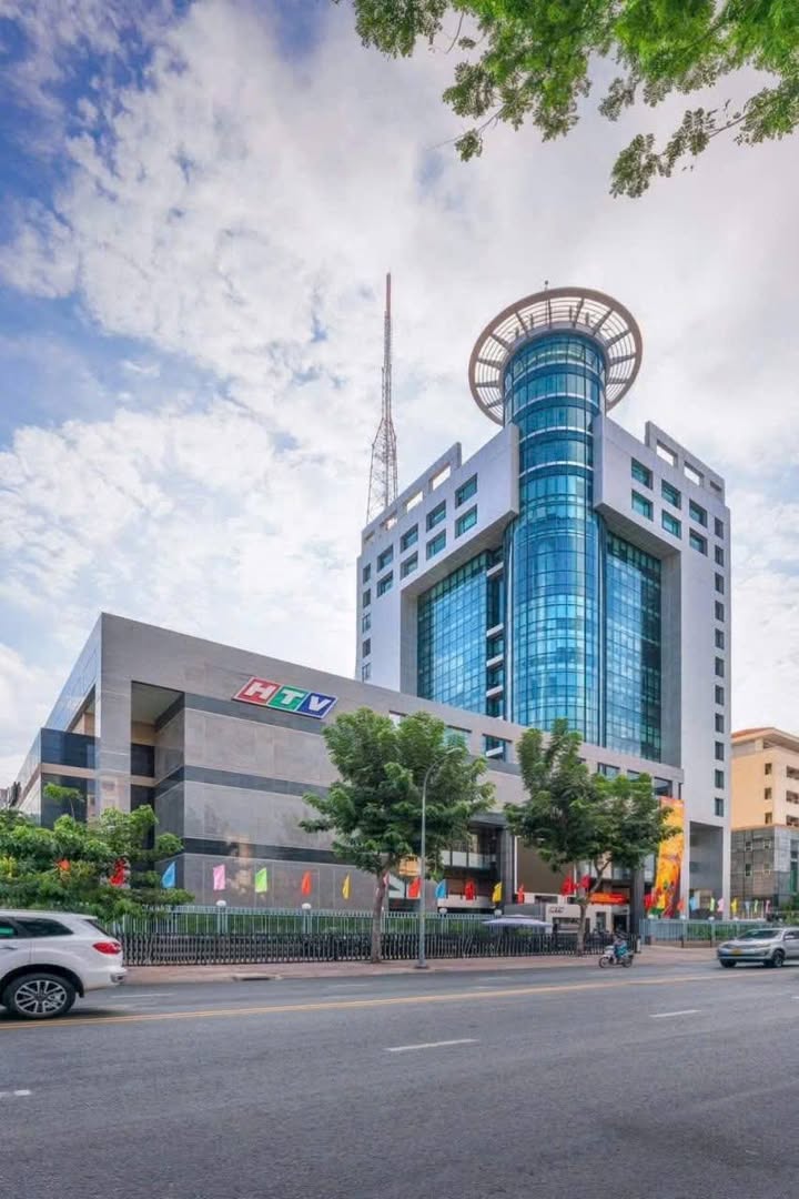 FrontHouse Nguyễn Thị Minh Khai Quận 1 45m² giá 15.5 tỷ - Vị trí đắc địa cho văn phòng!