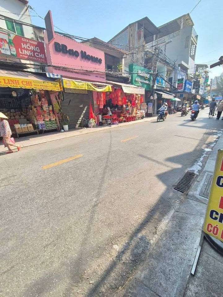 Nhà mặt tiền Phân Văn Hân, Bình Thạnh 50m² giá 21.5 tỷ - Sổ hồng chính chủ!