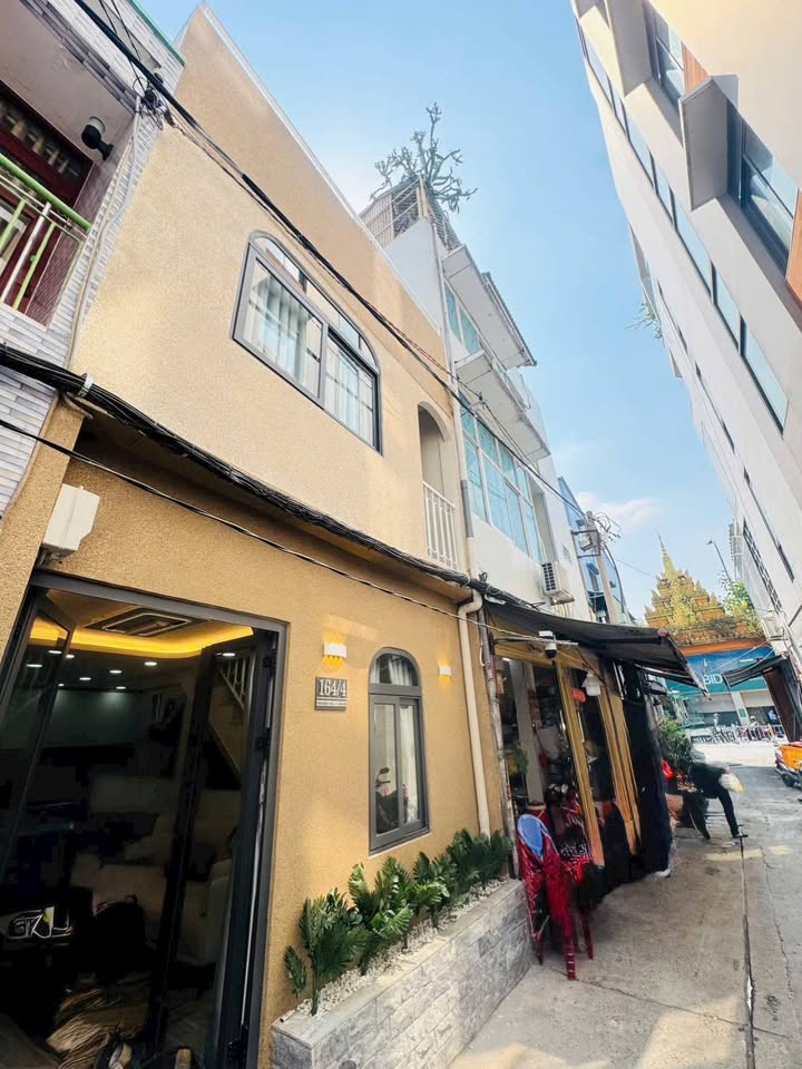 Nhà hẻm xe hơi Trần Quốc Thảo, Q.3, 29m² giá 6.15 tỷ - Tiện nghi đầy đủ!