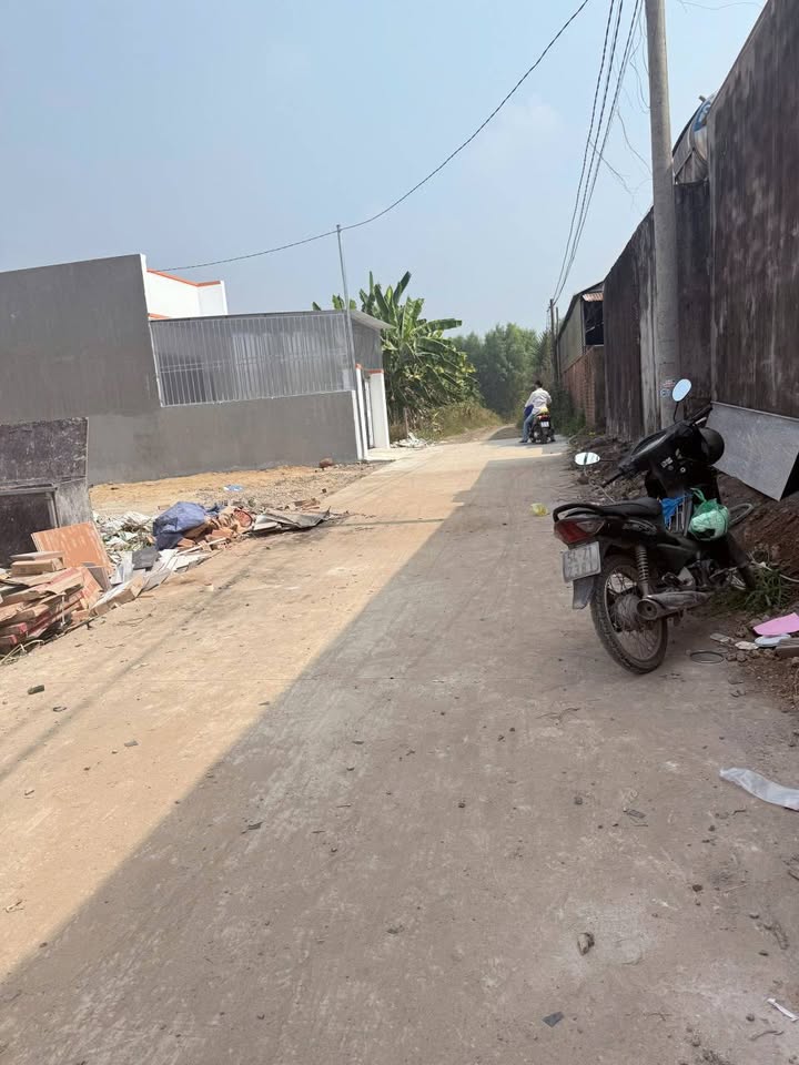 Đất thổ cư mặt tiền đường Nguyễn Hoàng, 140m² giá 790 triệu - Đầu tư sinh lời ngay!