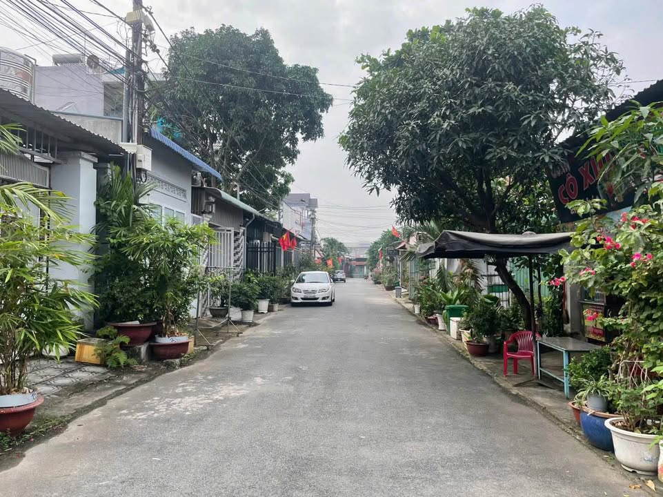 Đất thổ cư Khu phố 3 Trảng Dài 80m² giá 2.35 tỷ - Kinh doanh thuận lợi!