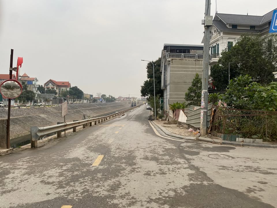 Đất nền Hải Bối - Đông Anh 100m² giá 8 tỷ - Sổ đỏ chính chủ, pháp lý rõ ràng!