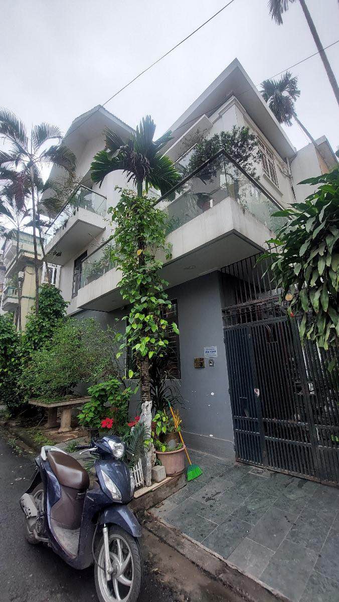 Townhouse Khu đô thị Linh Đàm 83m² giá thỏa thuận - Mặt tiền bề thế, ở yên tĩnh!