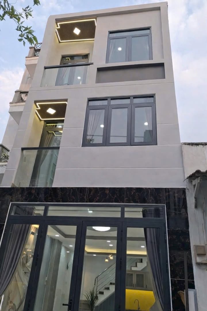 Nhà 3 tầng Quận Tân Phú 32m² giá 4 tỷ - Đầu tư sinh lời ngay!