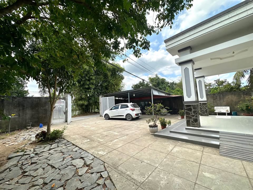 Biệt thự sân vườn 955m² tại Tân Phú Cần Thơ - Giá chỉ 3.8 tỷ!