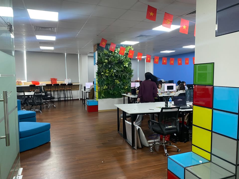 Văn phòng cho thuê tại Thanh Xuân 220m² giá chỉ 30 triệu - Sàn vuông dễ bố trí!