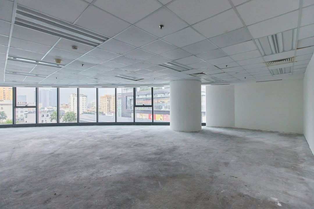 Cho thuê sàn văn phòng Hạng A tại Cầu Giấy 800m² - Vị trí đắc địa, sẵn sàng vào làm việc!