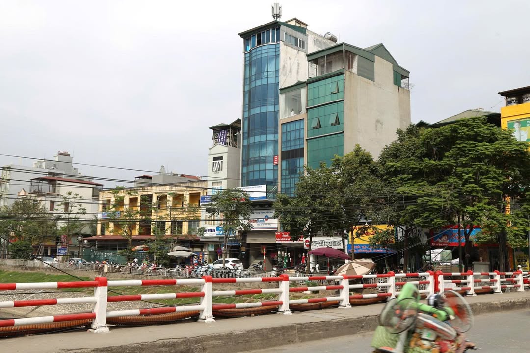 Cho thuê văn phòng Tòa nhà 303 Vũ Tông Phan, Thanh Xuân, 80m² giá chỉ 9 triệu/tháng - Hợp tác ngay!