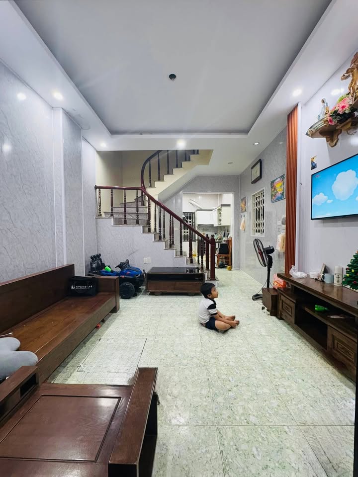 Nhà Phương Canh 41m² giá 6.2 tỷ - Ô tô đỗ cổng