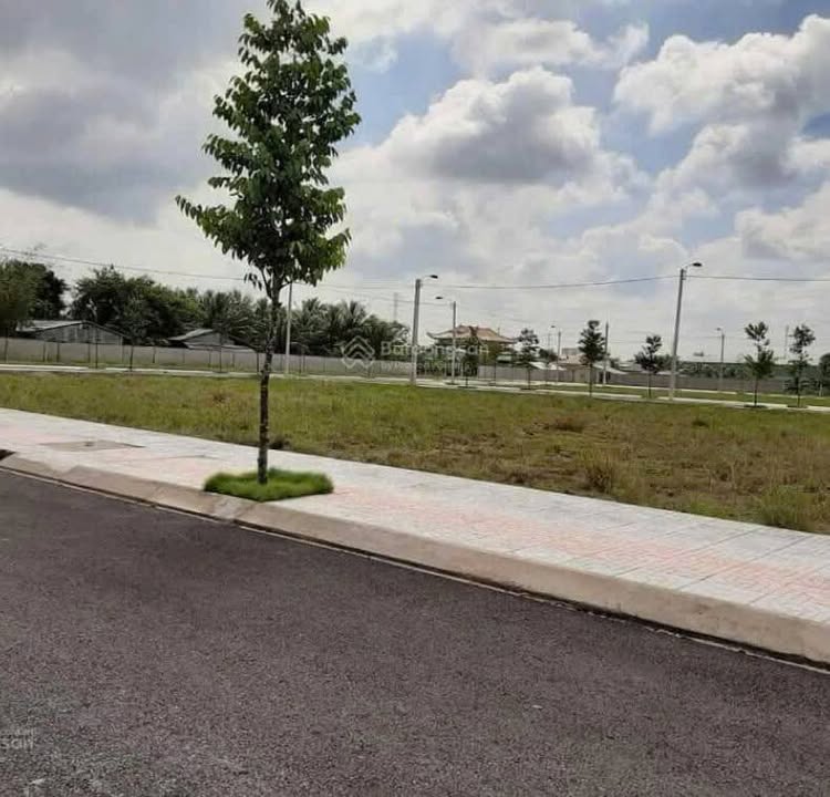 Đất thổ cư 151m² Tuyến tránh QL1A Tân An, 1.3 tỷ - Xây dựng tự do!