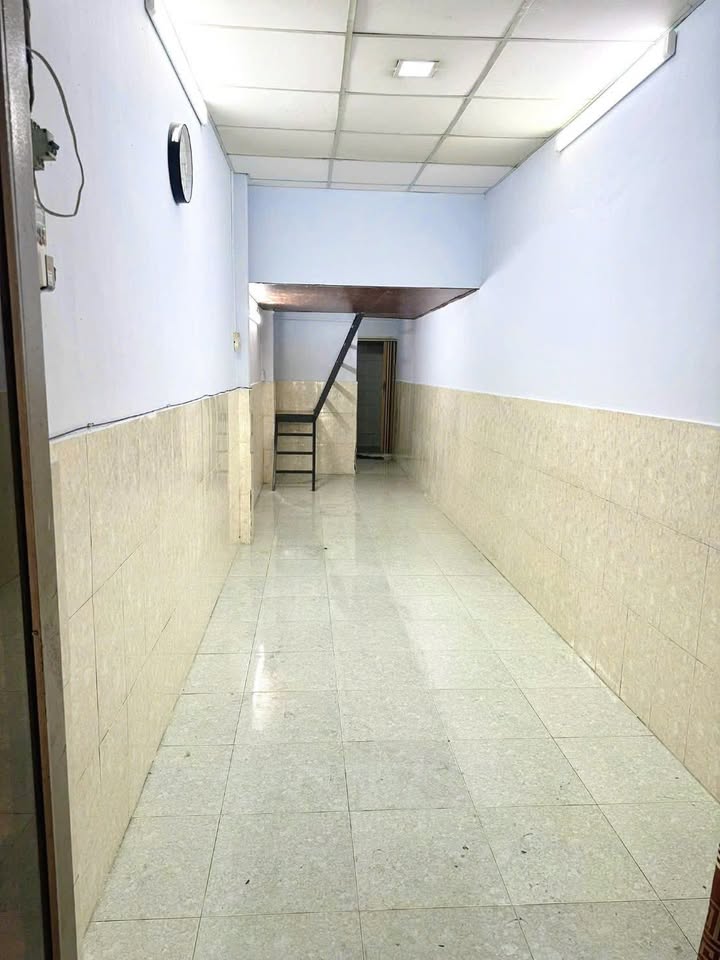 Nhà nhỏ xinh Nguyễn Sơn, Tân Phú 33m² giá 6 triệu - Sẵn sàng vào ở!