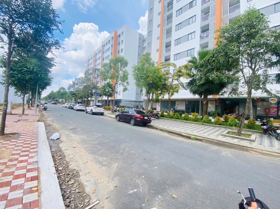 Đất nền Khu Hồng Loan 5C - Cái Răng - 90m² giá 2.7 tỷ - Đường số 14, cơ hội đầu tư hấp dẫn!