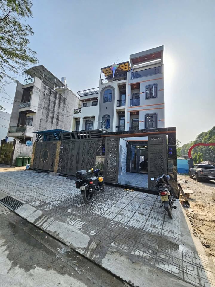 Nhà 1 trệt 3 lầu tại Bình Chiểu 70.1m² giá 6.15 tỷ - Thiết kế hiện đại, tiện nghi đầy đủ!