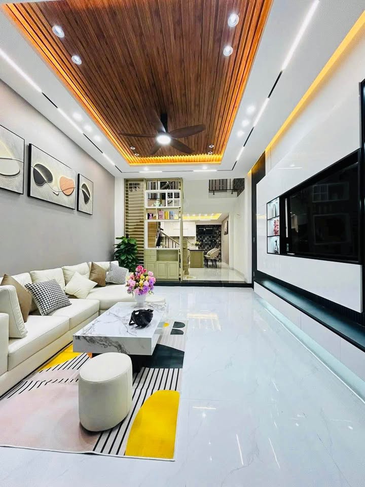 Nhà 3 tầng đẹp tại Đường Cù Chính Lan, Quận Thanh Khê, 58m² giá 6 tỷ - Chính chủ bán gấp!