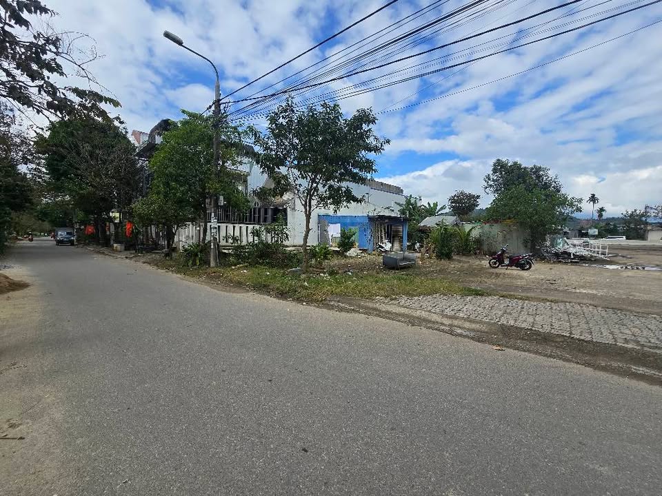 Đất 2 mặt tiền Phạm Thị Lam Anh, Đà Nẵng 164m² giá 4.6 tỷ - Cơ hội đầu tư tuyệt vời!