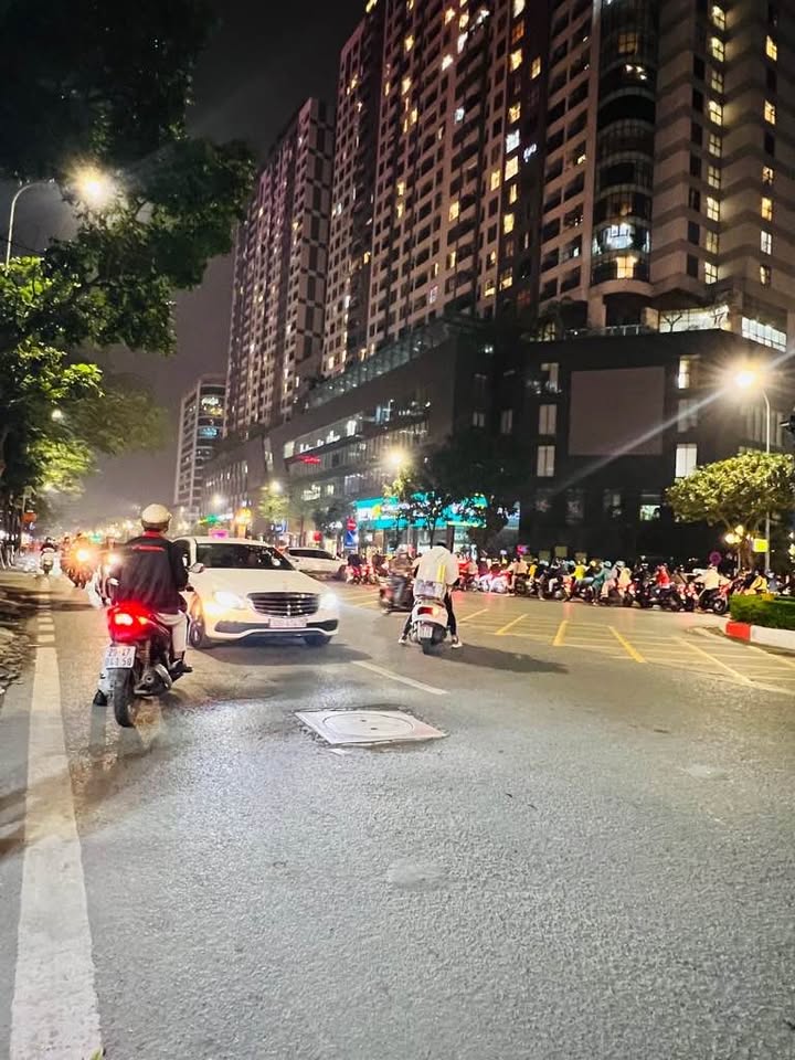 Căn hộ 90m² Quận Thanh Xuân giá thỏa thuận - Không cần sửa chữa, vào ở ngay!