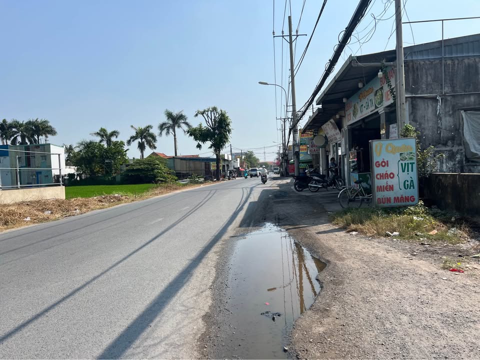 Nhà cấp 4 mặt tiền đường Bình Mỹ, Củ Chi 186m² giá 8.8 tỷ - Cơ hội đầu tư sinh lời!