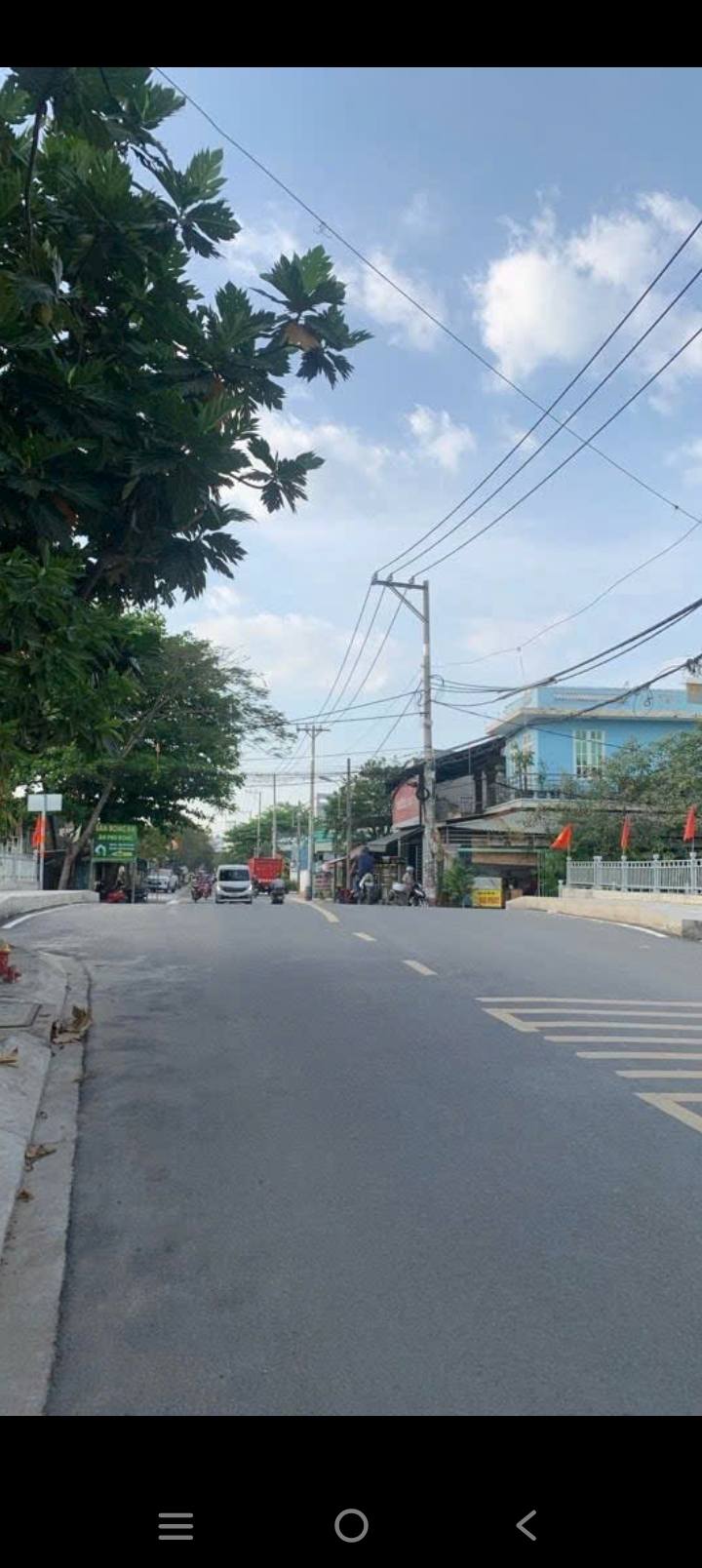 Nhà 3 tầng An Phú Đông Quận 12, 52m² giá chỉ 5,6 tỷ - Ô tô đỗ cửa ngay chợ