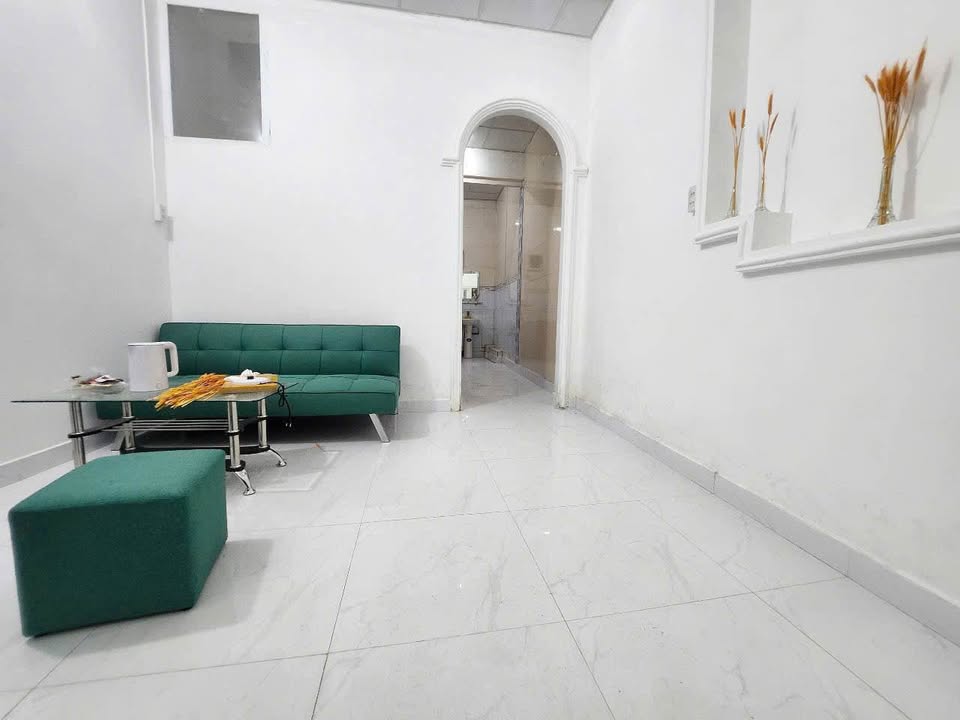 Nhà Phan Đình Phùng Đà Lạt 31m² giá 3.5 tỷ - Sổ hồng riêng, tiện nghi đầy đủ!