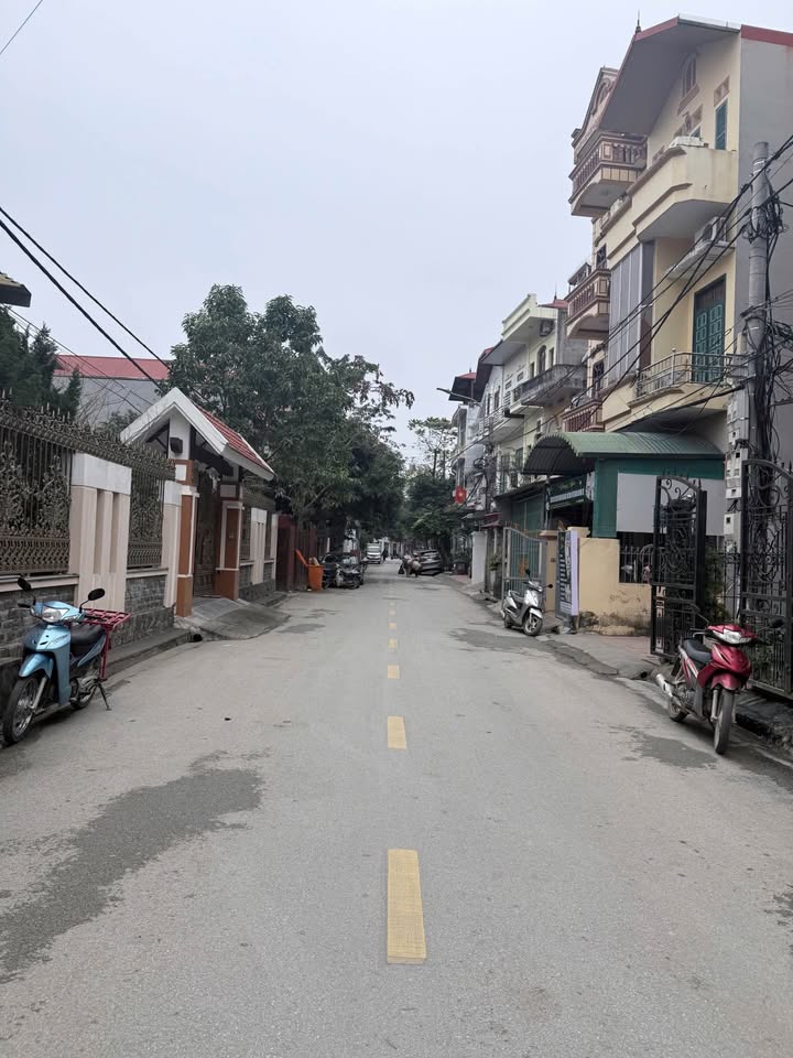 Nhà 2 tầng Phố Muối - 105m² chỉ 4.3 tỷ - Đầu tư sinh lời hiếm có!