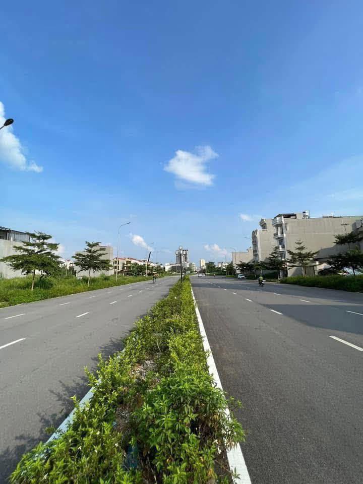 Bán gấp FrontHouse 100m² mặt đường 37 - Lý Thường Kiệt chỉ 9.4 tỷ - Đầu tư lợi nhuận cao!