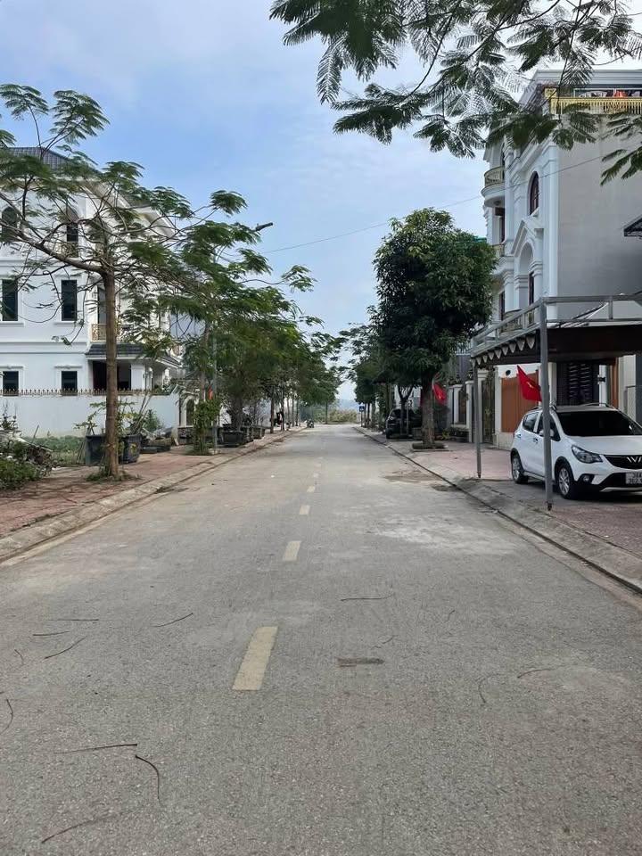 Đất TĐC Mai Pha 75m² giá 2.8 tỷ - Cơ hội hiếm có!