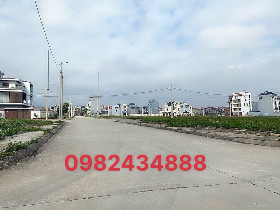 Đất nền mặt tiền đường Văn Tiến Dũng 214m² giá 3.99 tỷ - Vị trí đắc địa đầu tư sinh lời!