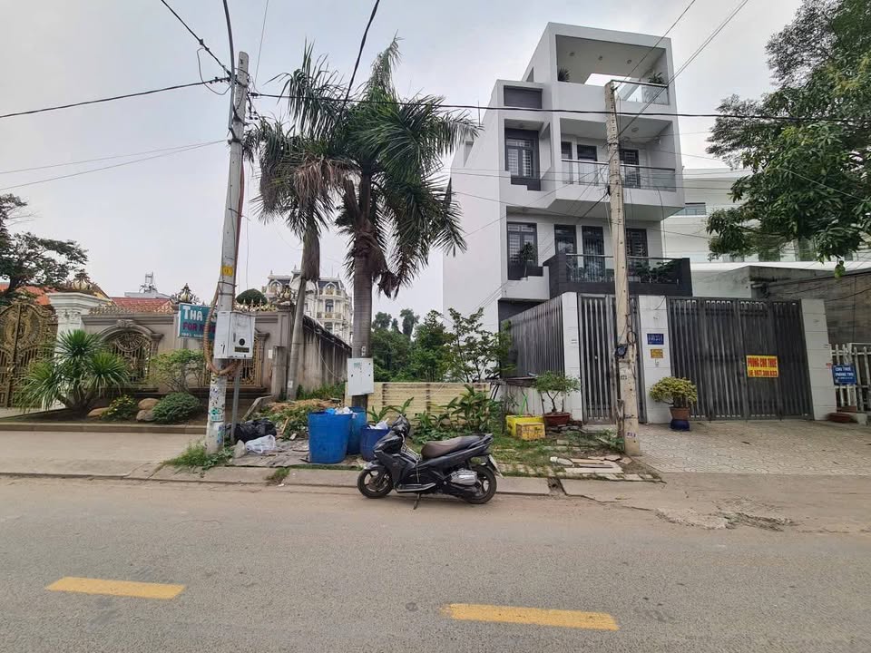 Đất Mặt Tiền Hẻm 140 Vườn Lài, An Phú Đông, 338.6m² giá 18 tỷ - Cơ hội đầu tư sinh lời!