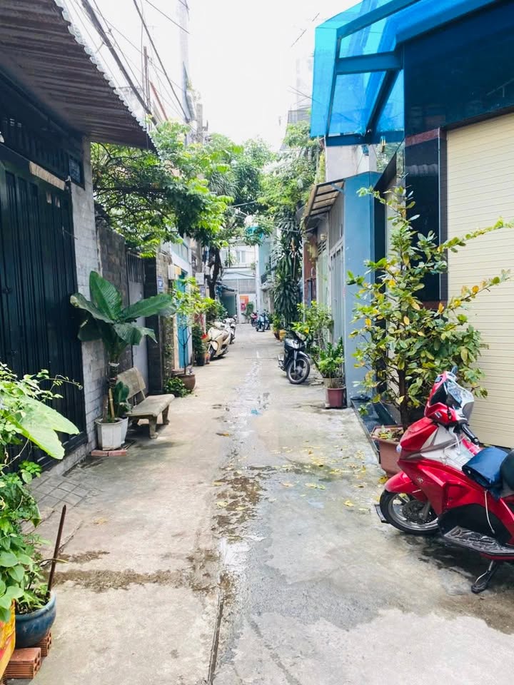 Nhà 2 tầng Tây Thạnh 64m² giá 4 tỷ - Sẵn sàng ở ngay!