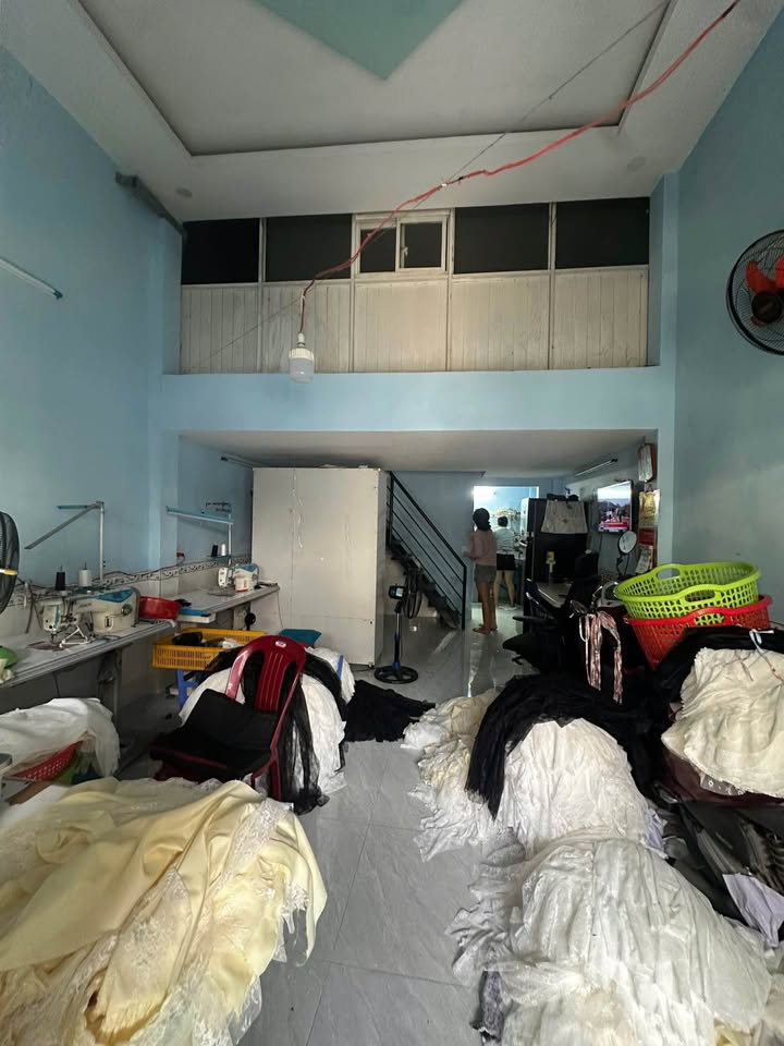 Nhà bán Tân Vĩnh Lộc 40m² giá 3.05 tỷ - Sổ hồng riêng chính chủ!